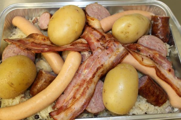 Plat de choucroute garnie